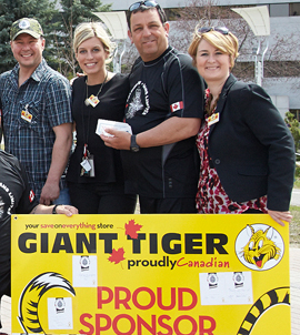 By becoming a corporate partner, you stand with us as we support the men and women, and their families, who have made sacrifices in times of peace and conflict.